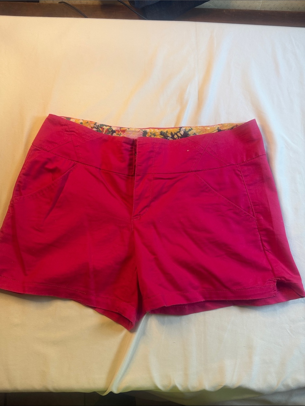Copper Key High-Waist Hot Pink Women's Shorts